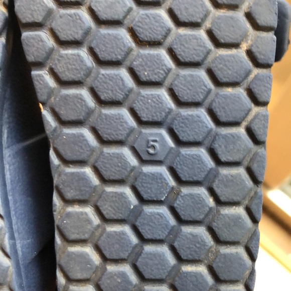 Cat & Jack Sandals - Picture 3 of 3